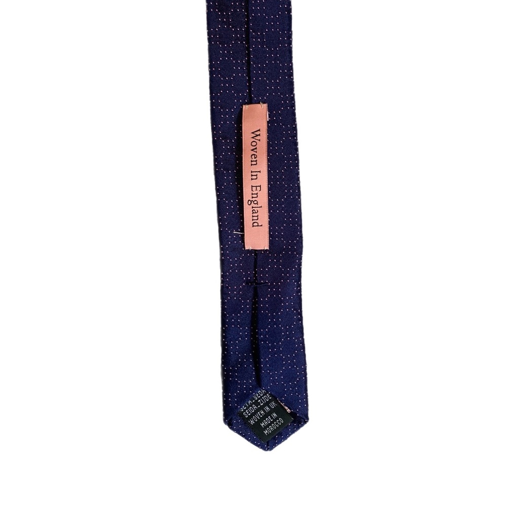 Thomas Pink London Silk Tie - Picture 3 of 6